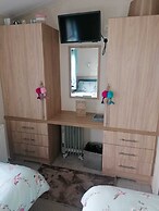 Lovely 3-bed Lodge in Eyemouth With Stunning Views