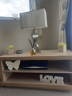 Lovely 3-bed Lodge in Eyemouth With Stunning Views