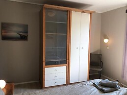 Lake View Holiday Apartments