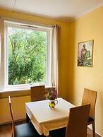 Lake View Holiday Apartments