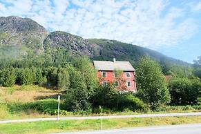 Lake View Holiday Apartments