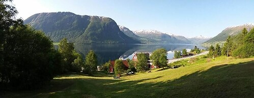 Lake View Holiday Apartments