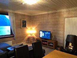 Lake View Holiday Apartments