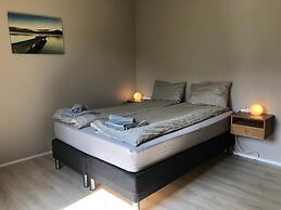 Lake View Holiday Apartments