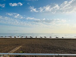 Syphax Tichy Plage