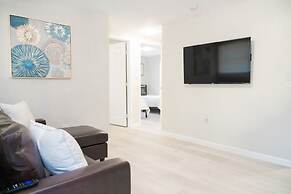 University Serenity Suites 15th