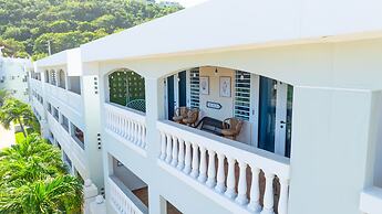 Golden Dream Villas Studio 306  A B