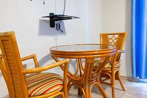 Golden Dream Villas Studio 306  A B