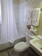 Kennebunkport Motor Lodge