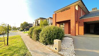 Saltwater Coast House by GoodLive