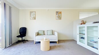 Saltwater Coast House by GoodLive