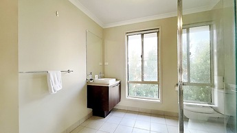 Saltwater Coast House by GoodLive