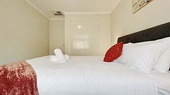 Saltwater Coast House by GoodLive