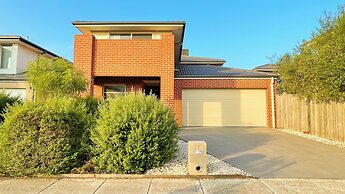 Saltwater Coast House by GoodLive