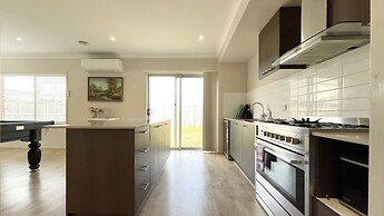 Saltwater Coast House by GoodLive