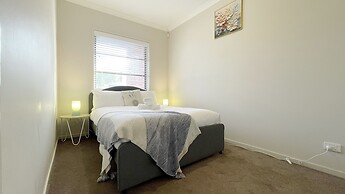 Saltwater Coast House by GoodLive