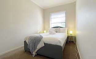 Saltwater Coast House by GoodLive