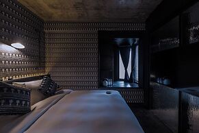 Neobridge Hotel