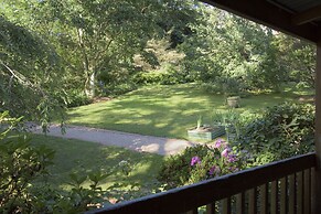 Botanica Retreat - Village Spa & Stay