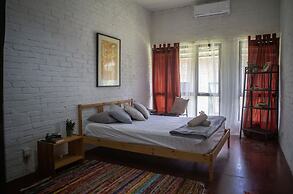 Rouhi Retreats By Doulos