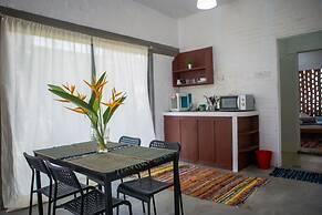 Rouhi Retreats By Doulos