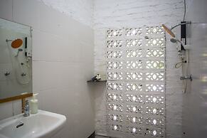 Rouhi Retreats By Doulos