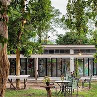 Rouhi Retreats By Doulos