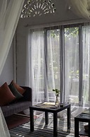 Rouhi Retreats By Doulos