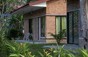 Rouhi Retreats By Doulos