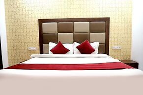 Goroomgo Hollywood Heights Amritsar