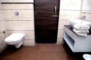 Goroomgo Hollywood Heights Amritsar