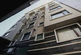 Goroomgo Hollywood Heights Amritsar