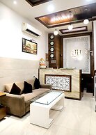 Goroomgo Hollywood Heights Amritsar