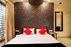HOTEL GRAND PALACE & BANQUET