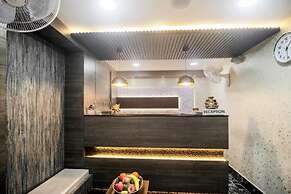 HOTEL GRAND PALACE & BANQUET