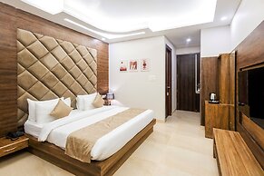 Stone Wood Hotel Rishikesh