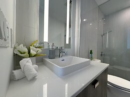 Cityscape Suites at The Well