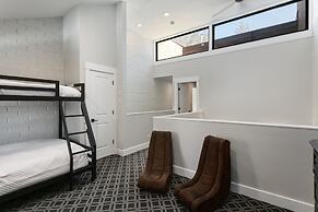 Park Ave by Luxury Mountain Destinations