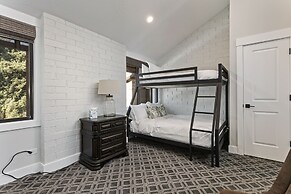 Park Ave by Luxury Mountain Destinations