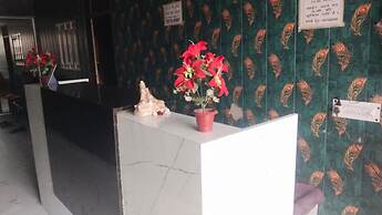 Goroomgo Kunj Residency Mathura