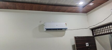 Goroomgo Kunj Residency Mathura