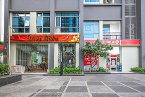 The Celavie Serviced Apartment Landmark