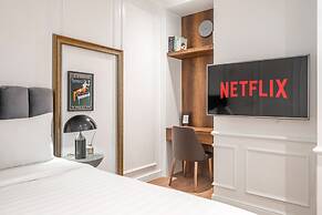 The Celavie Serviced Apartment Landmark