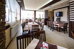 Sharkov Family Hotel