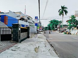 Roemah Tebet Powered by Cocotel