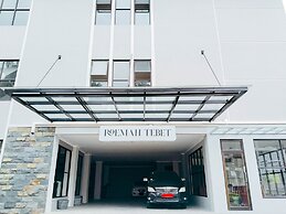 Roemah Tebet Powered by Cocotel