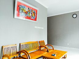 Roemah Tebet Powered by Cocotel