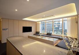 UH Suite Seoul Deoksugung