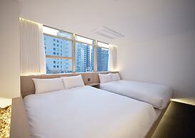 UH Suite Seoul Deoksugung