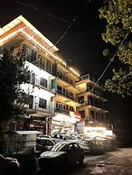 Heavens Mahasu Villa By GRB